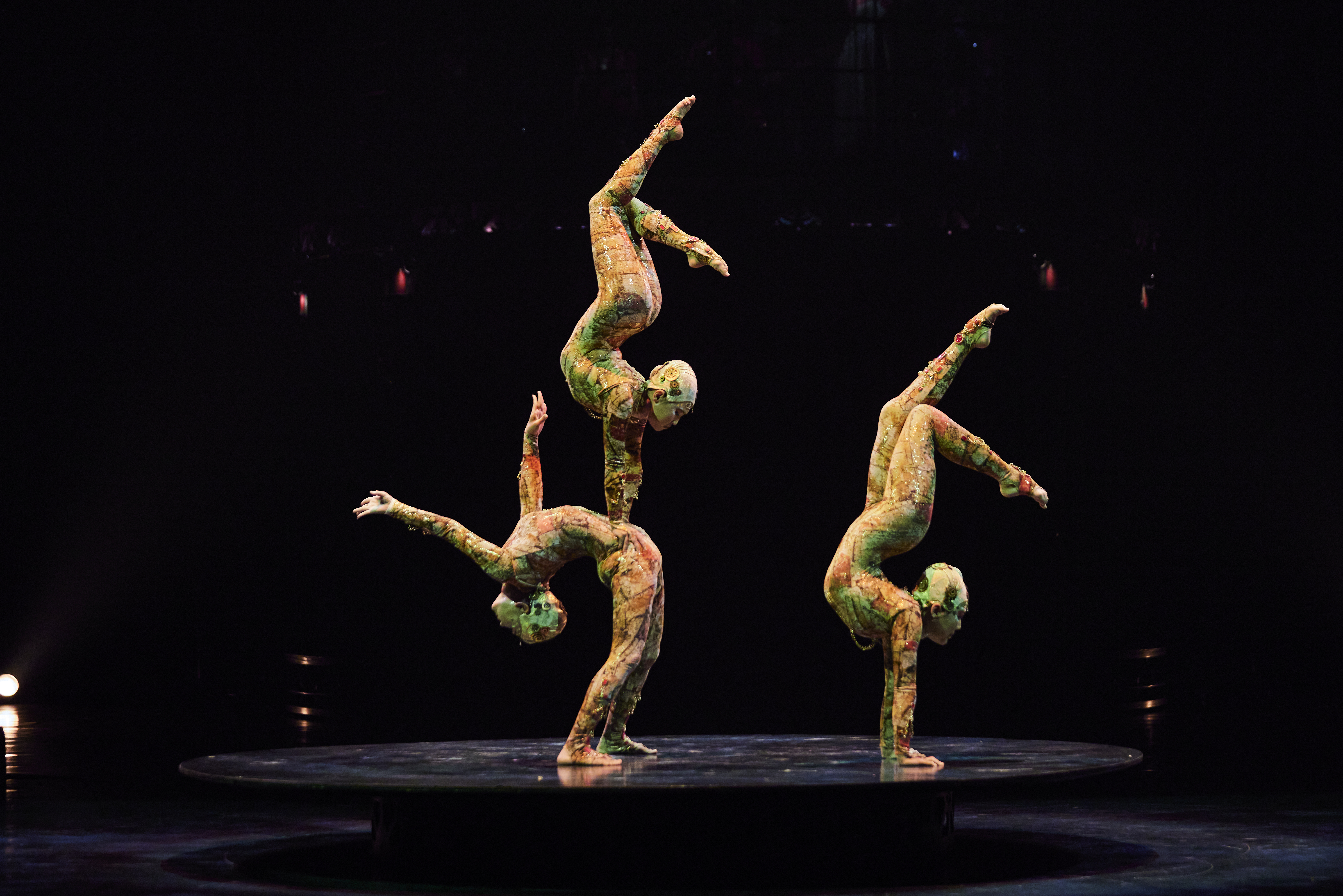 Cirque du Soleil’s ‘KOOZA’: How to train for ‘crazy,… | KCRW
