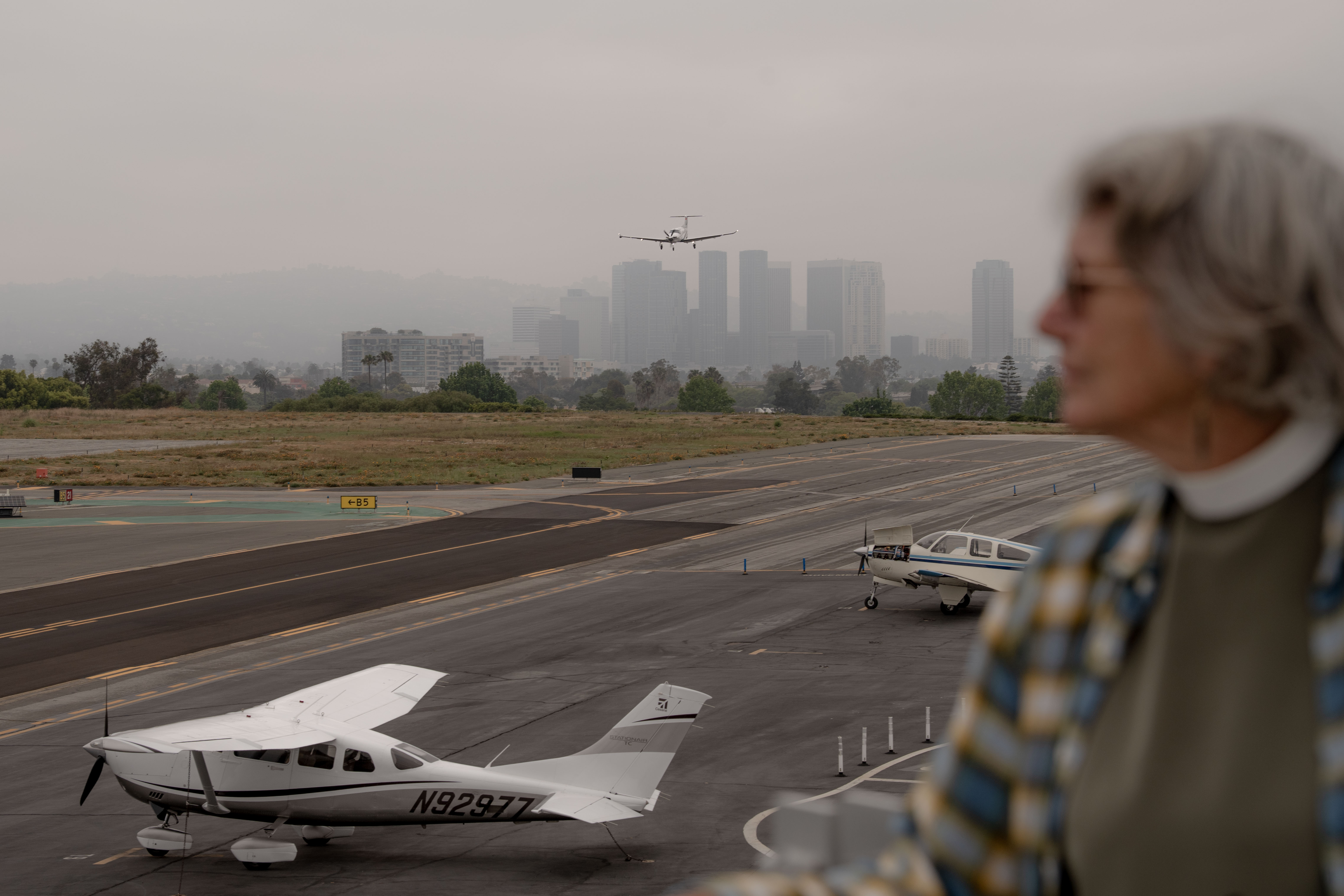 santa-monica-airport-closure-spurs-push-for-housing-kcrw
