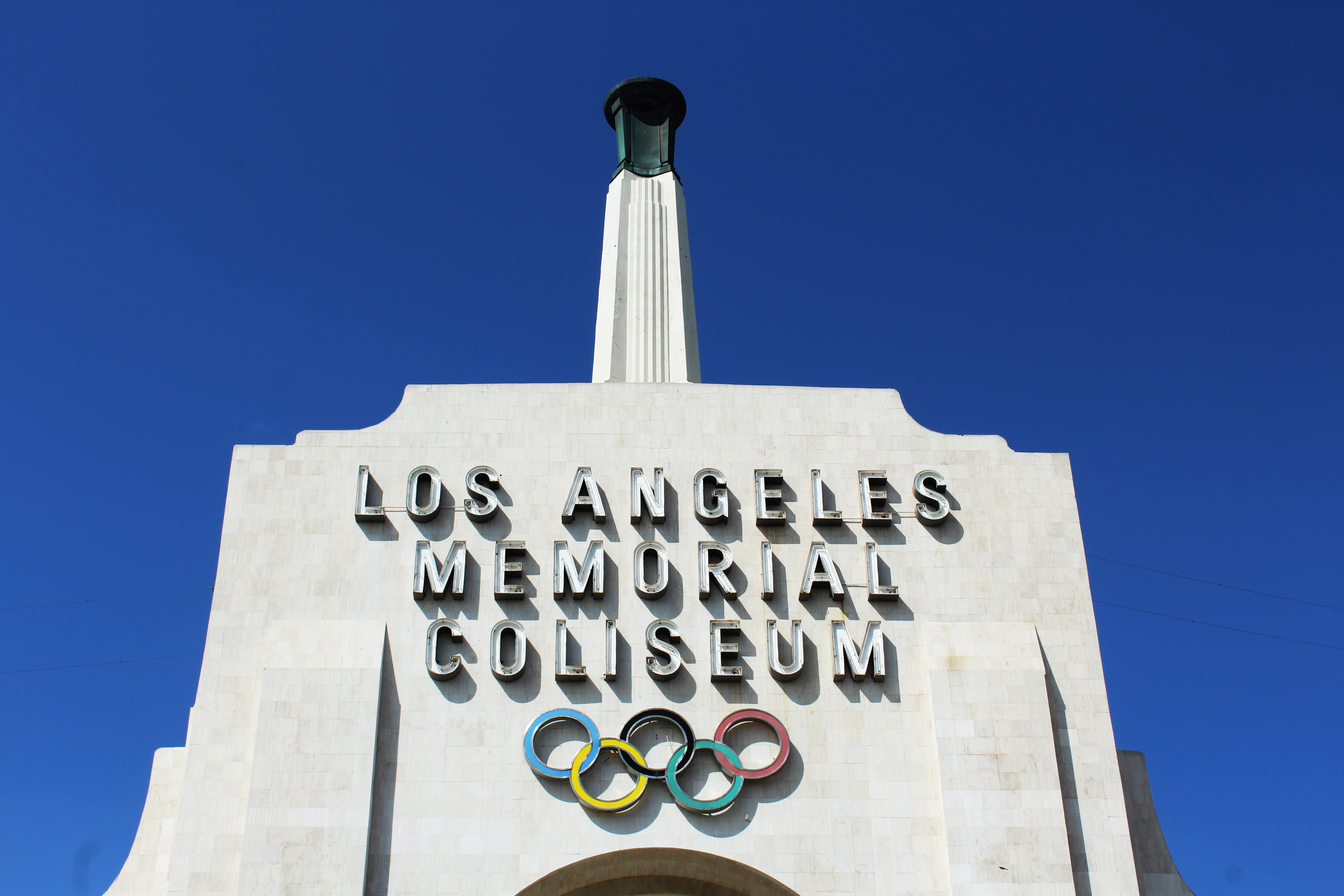The outside of the Los Angeles Memorial Coliseum
