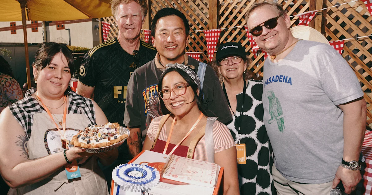 An ube blueberry pie wins PieFest 2026