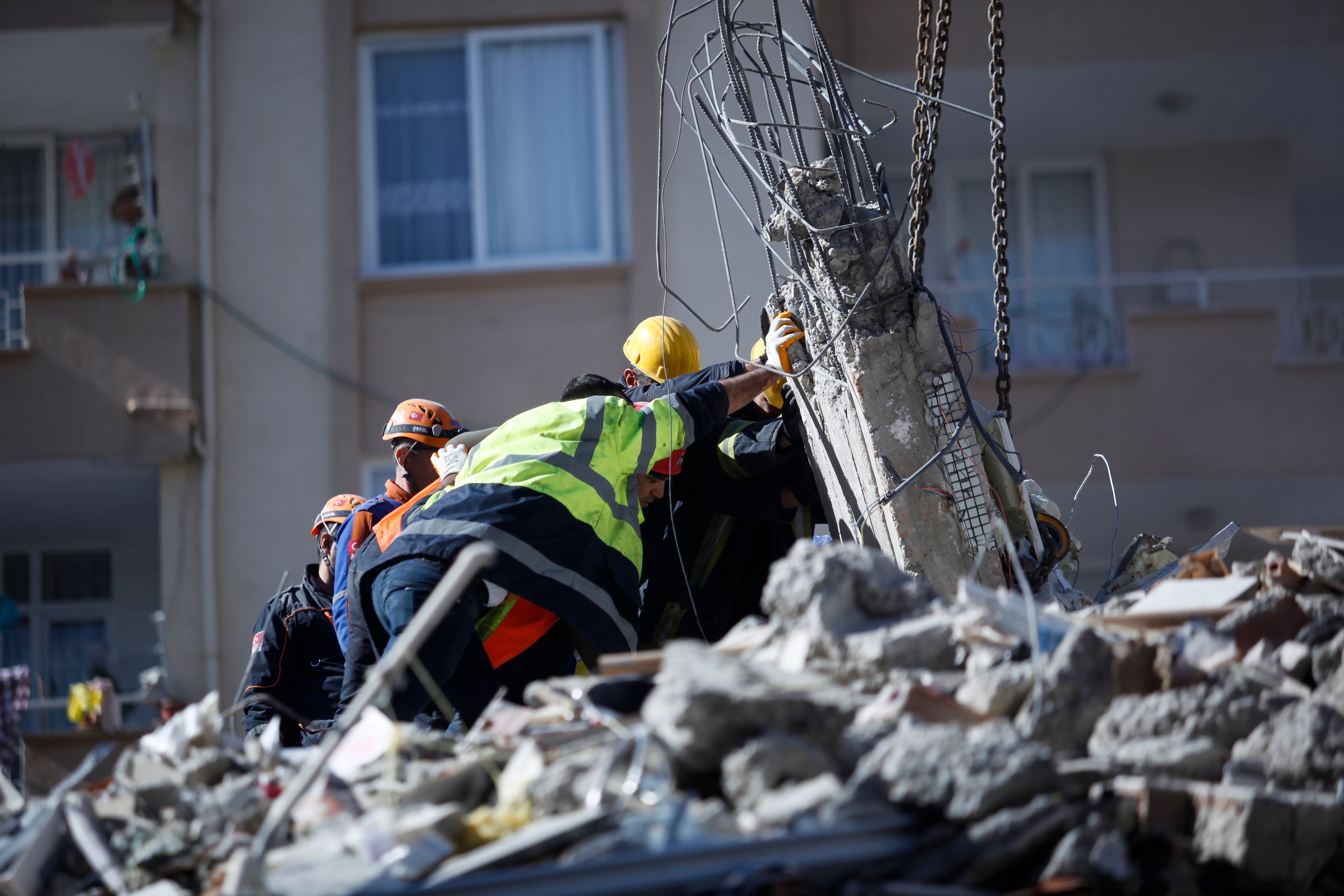 LA’s Turkish community supports earthquake relief… | KCRW