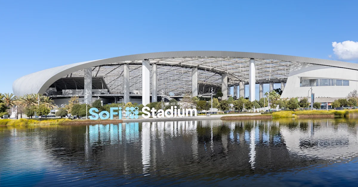 Strike avoided at Sofi Stadium days before World Cup