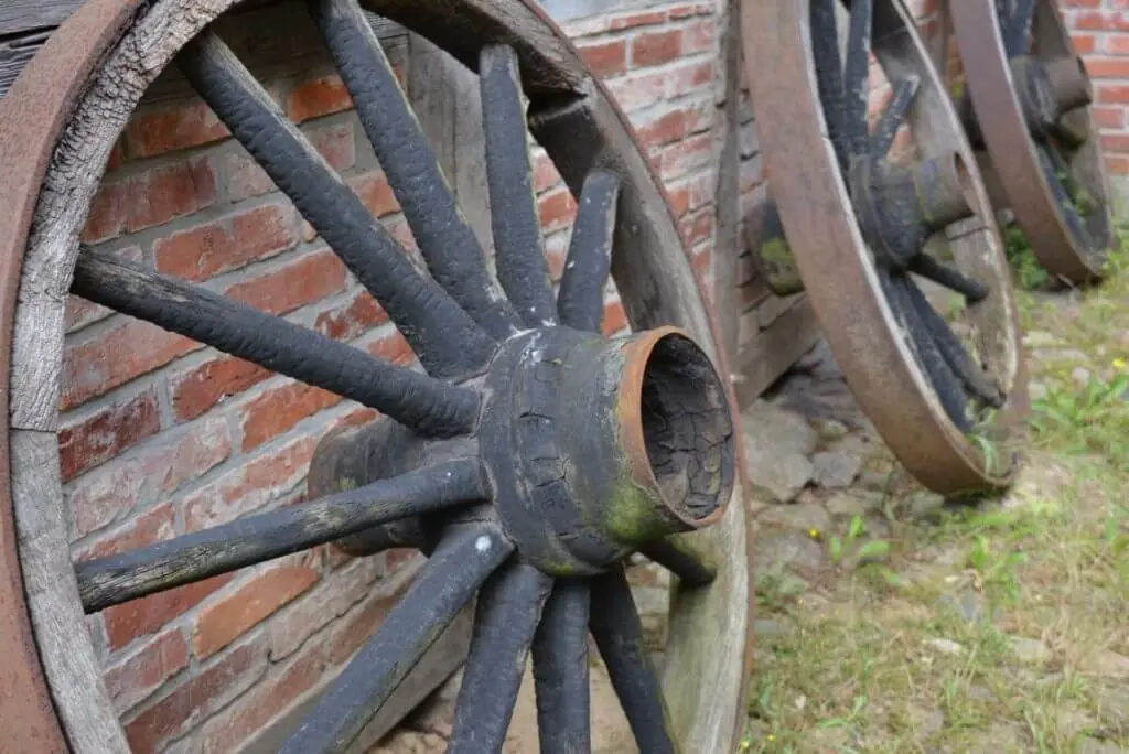 Who Invented the Wheel - A Brief History- wheels old spokes wagon wheel museum-555945.jpgd -1024x684