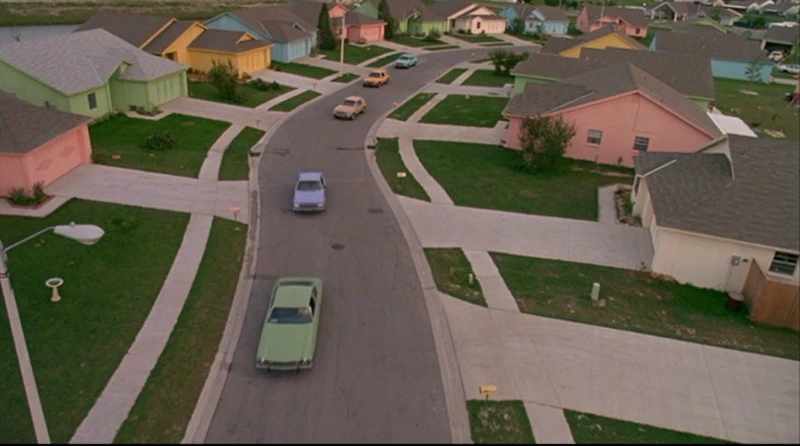 Architecture in Film Our Favorites- pastel-painted-houses-Edward-Scissorhands