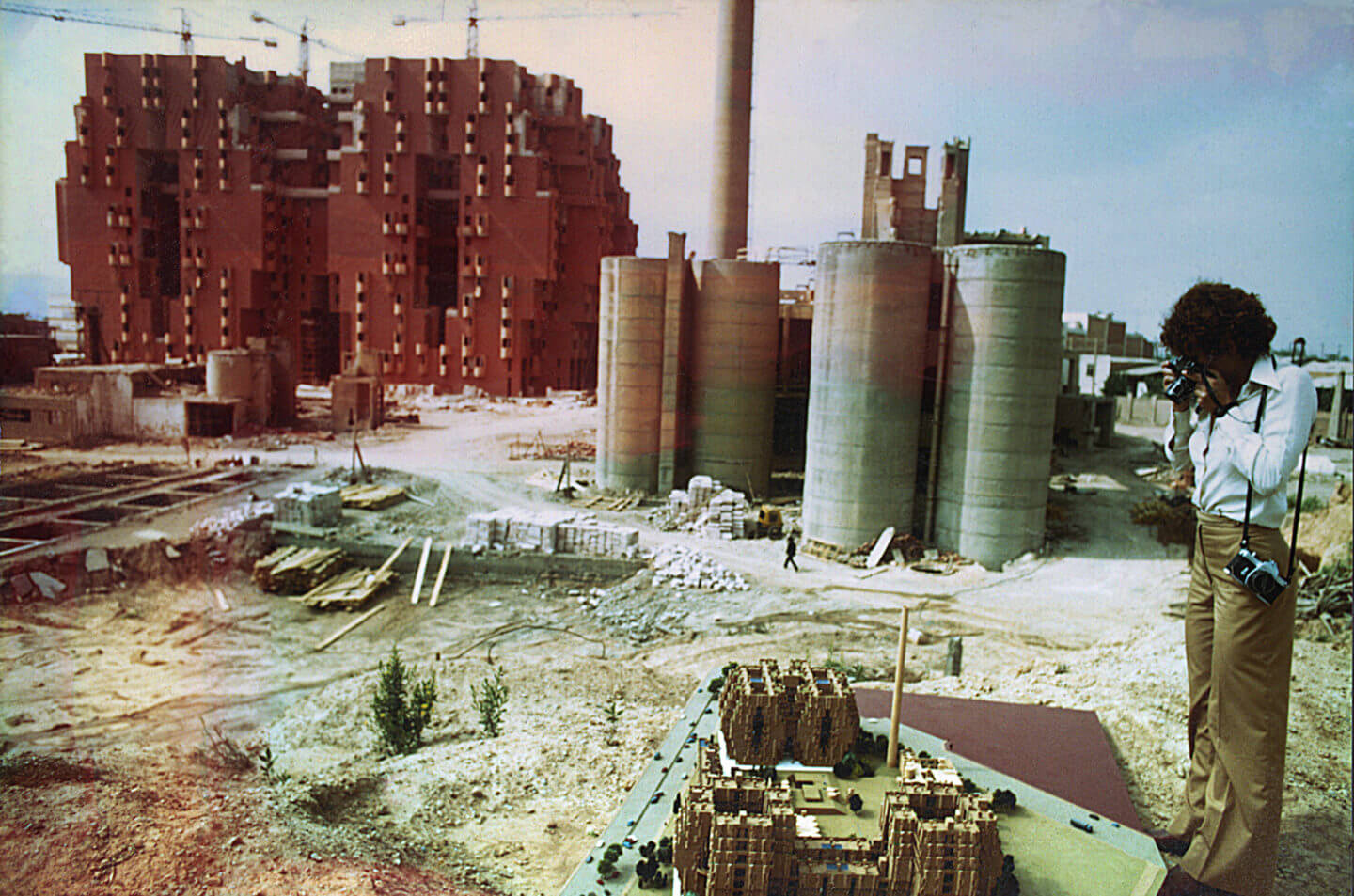 Walden-7- ricardo bofill taller arquitectura walden sant just desvern barcelona spain maqueta 01-1440x953