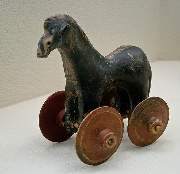Who Invented the Wheel - A Brief History- 620px-Little horse on wheels Ancient greek childs Toy