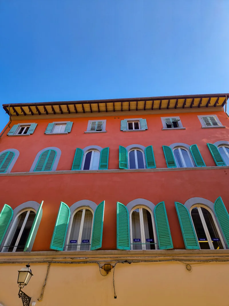 windows of Pisa