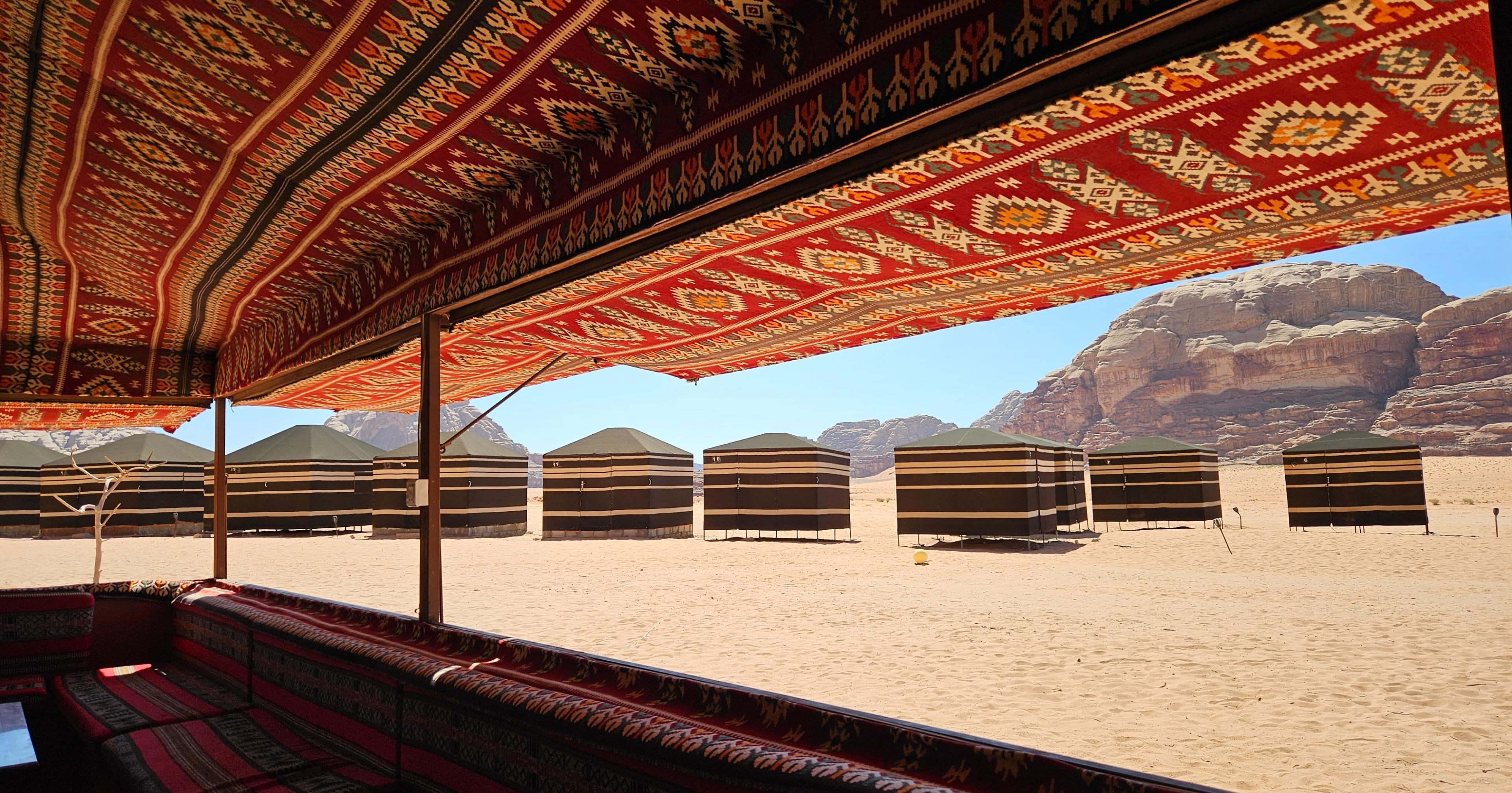 Cover Image for Majestic Martian Landscapes: Wadi Rum