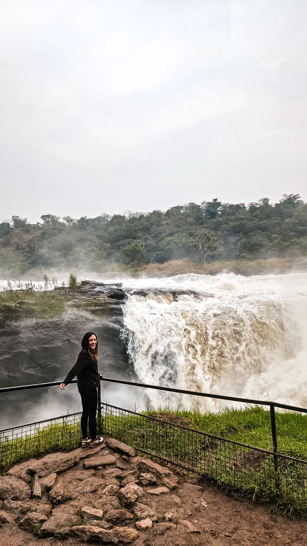 Lisa at the Top of the Falls in Murchinson Falls NP, the most powerful in the world !