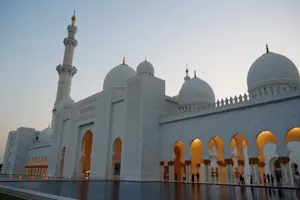 Sheikh Zayed Grand Mosque in Abu Dhabi, UAE