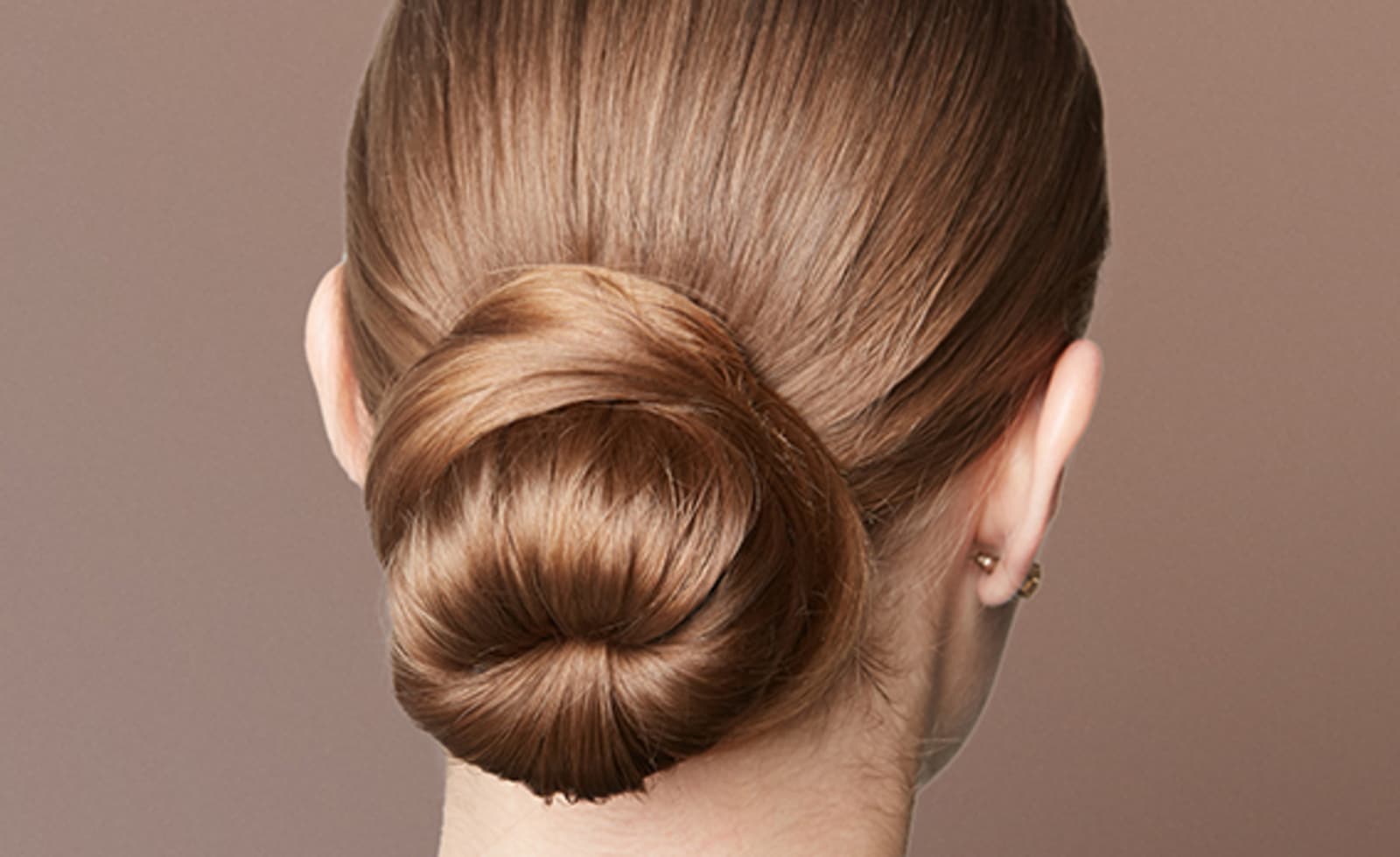 The messy Chignon bun - Pantene