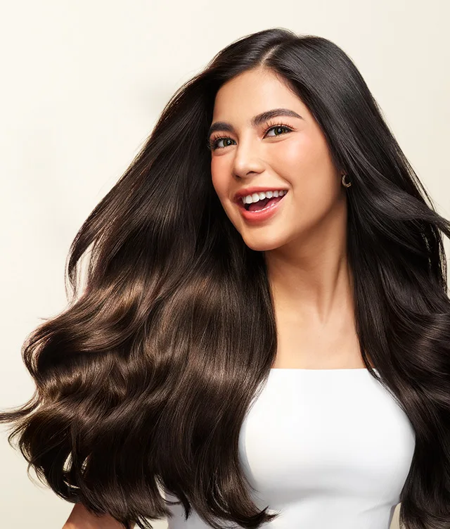 Pantene shampoo range for thoroughly cleansing hair and removing buildup for a clean slate