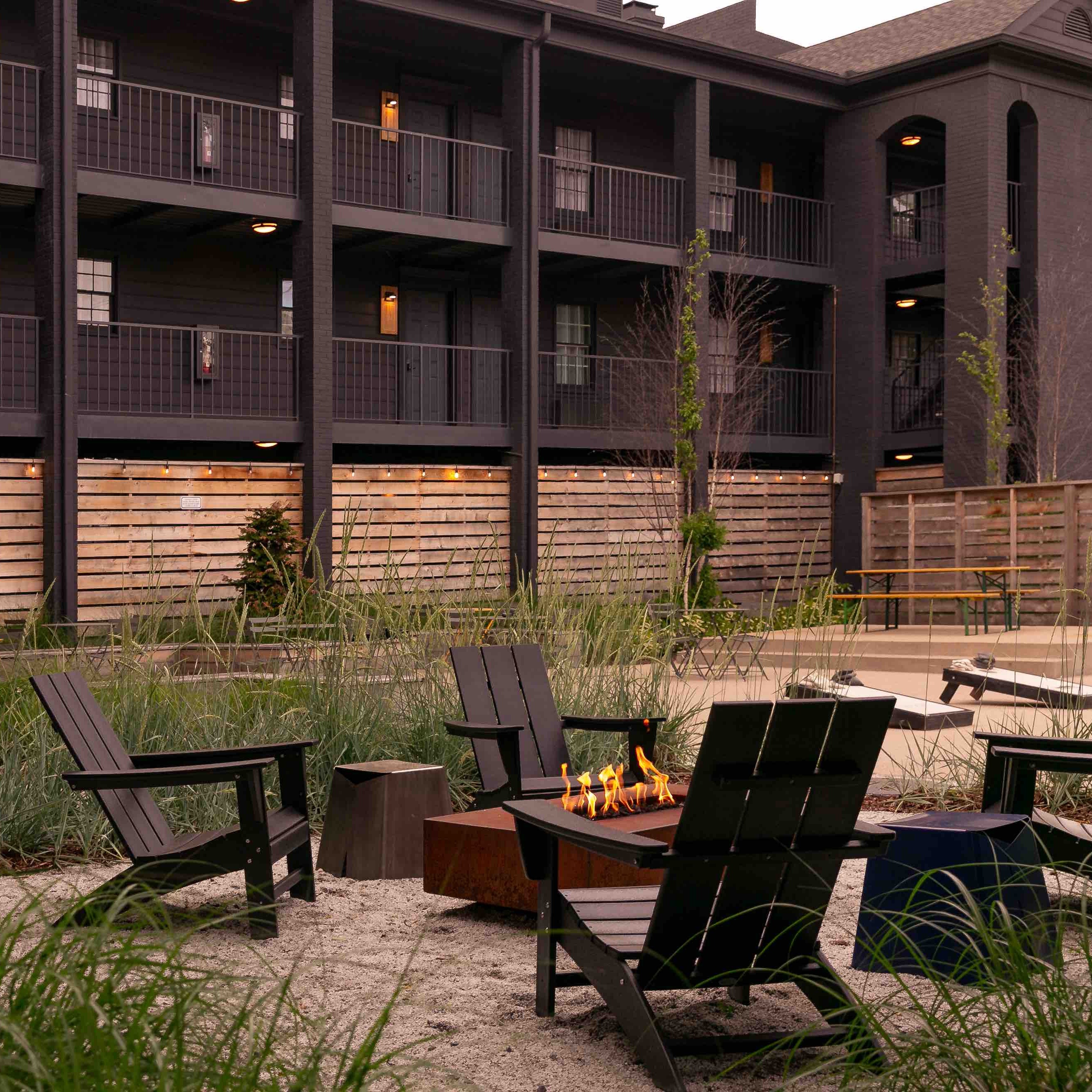 The 6 Best Airbnbs for Groups and Couples In Downtown Nashville