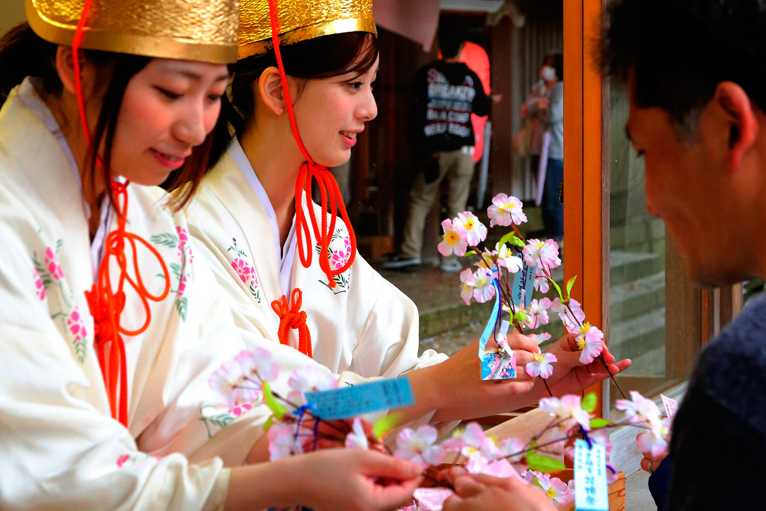 Flower-Exchanging Festival