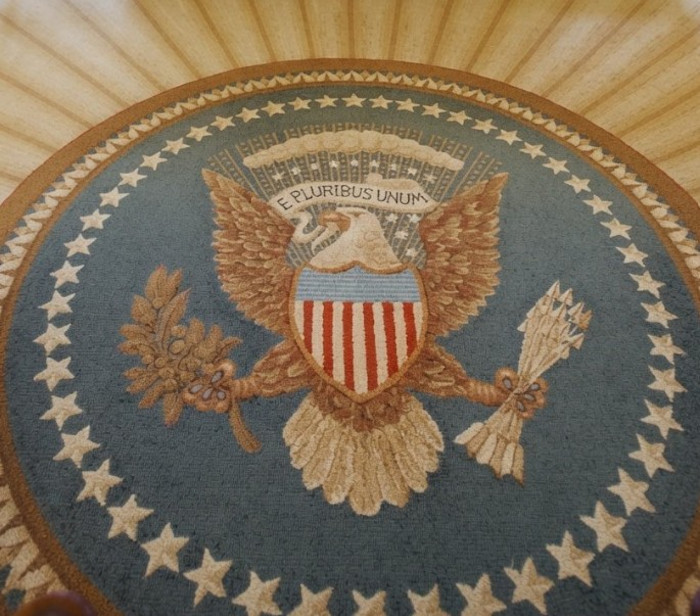 Great Seal carpet in the Oval Office
