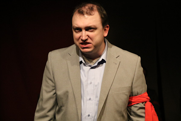 Versailles übt Terror...