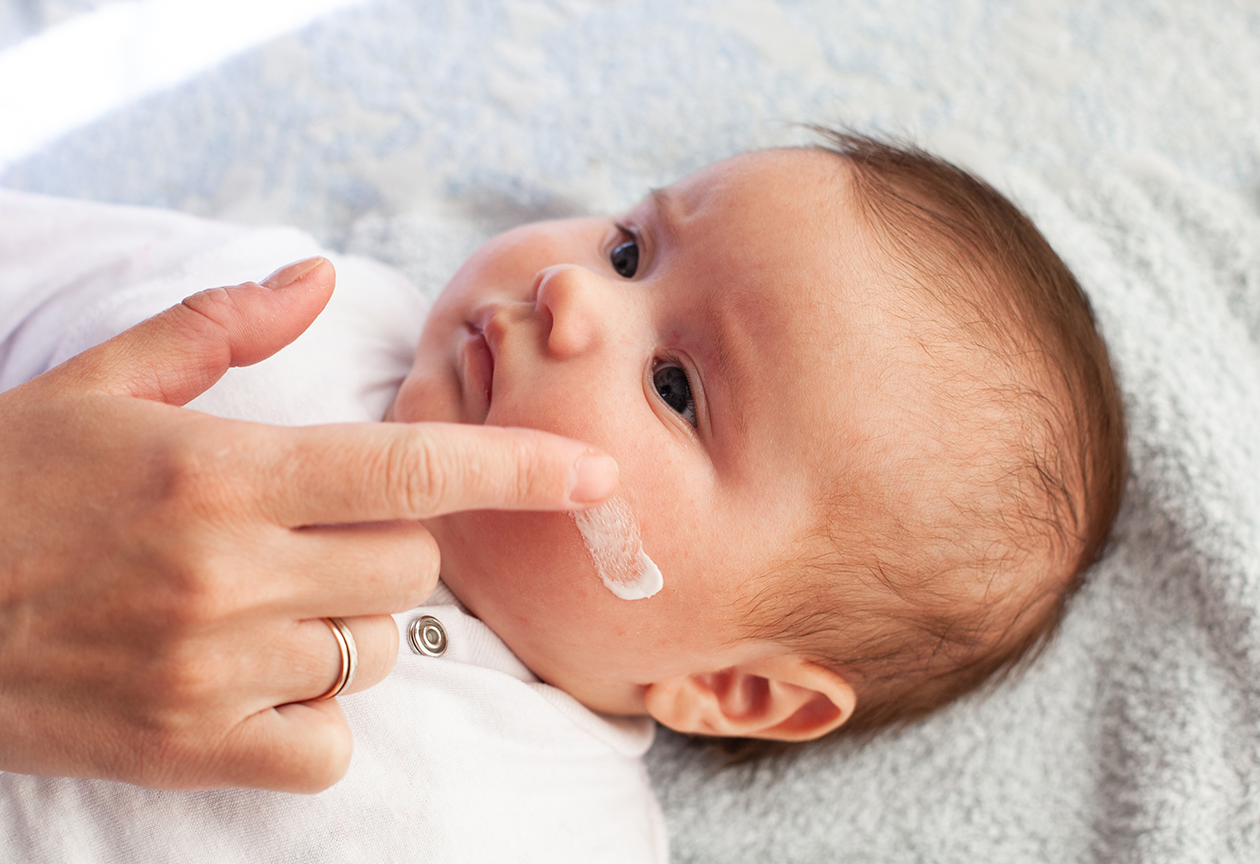 Så lenge må syke barn være hjemme - Apotek 1