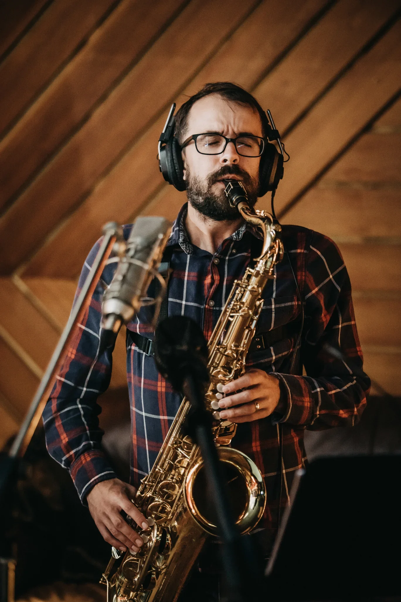 Dan Davis playing the Saxophone