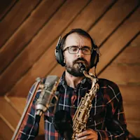 Dan Davis playing the Saxophone