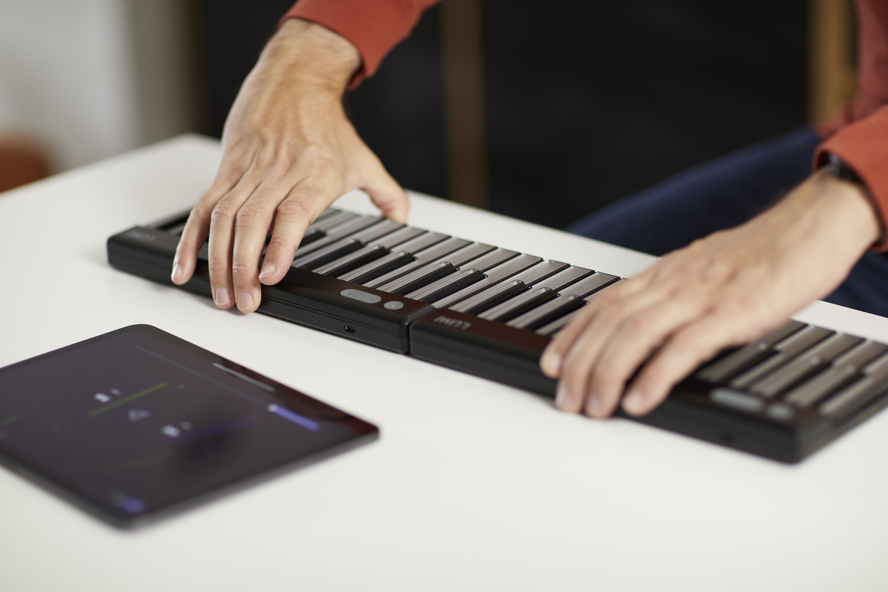 Learn Piano with the LUMI Keys & App 