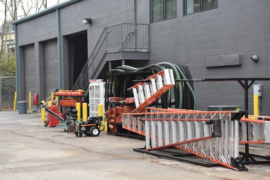 aerial equipment ladders for rent