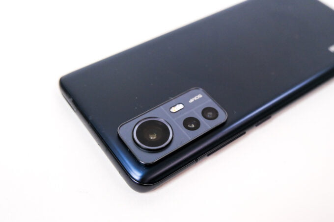 xiaomi12-25-680x453