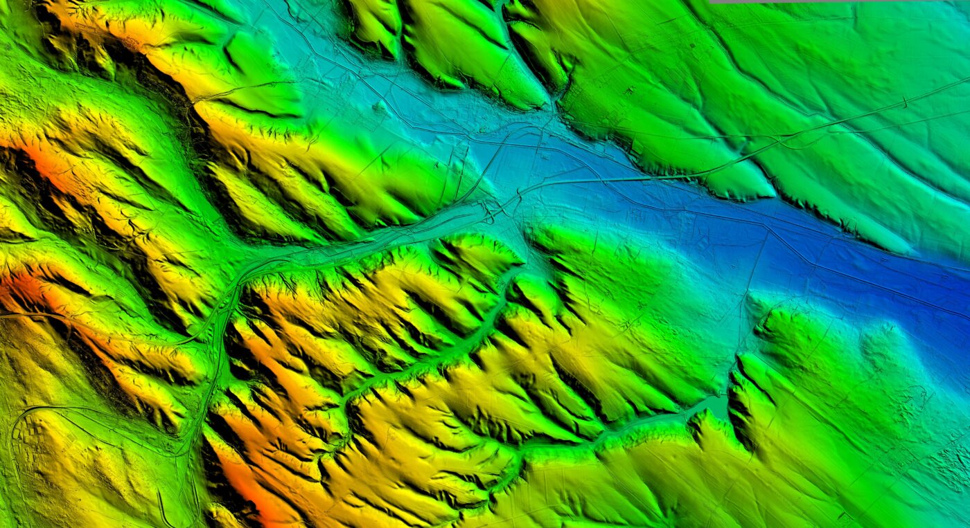 Szeizmikus kutatási terület térképezéséhez nagy pontosságú terepmodell előállítása