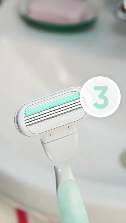 ماكينة حلاقة Gillette Venus Smooth Sensitive للنساء