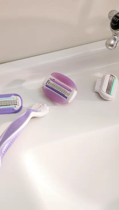 رؤوس ماكينة حلاقة Comfortglide Breeze