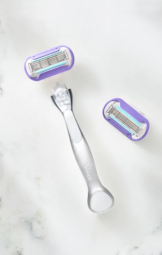 Deluxe Smooth Platinum Razor