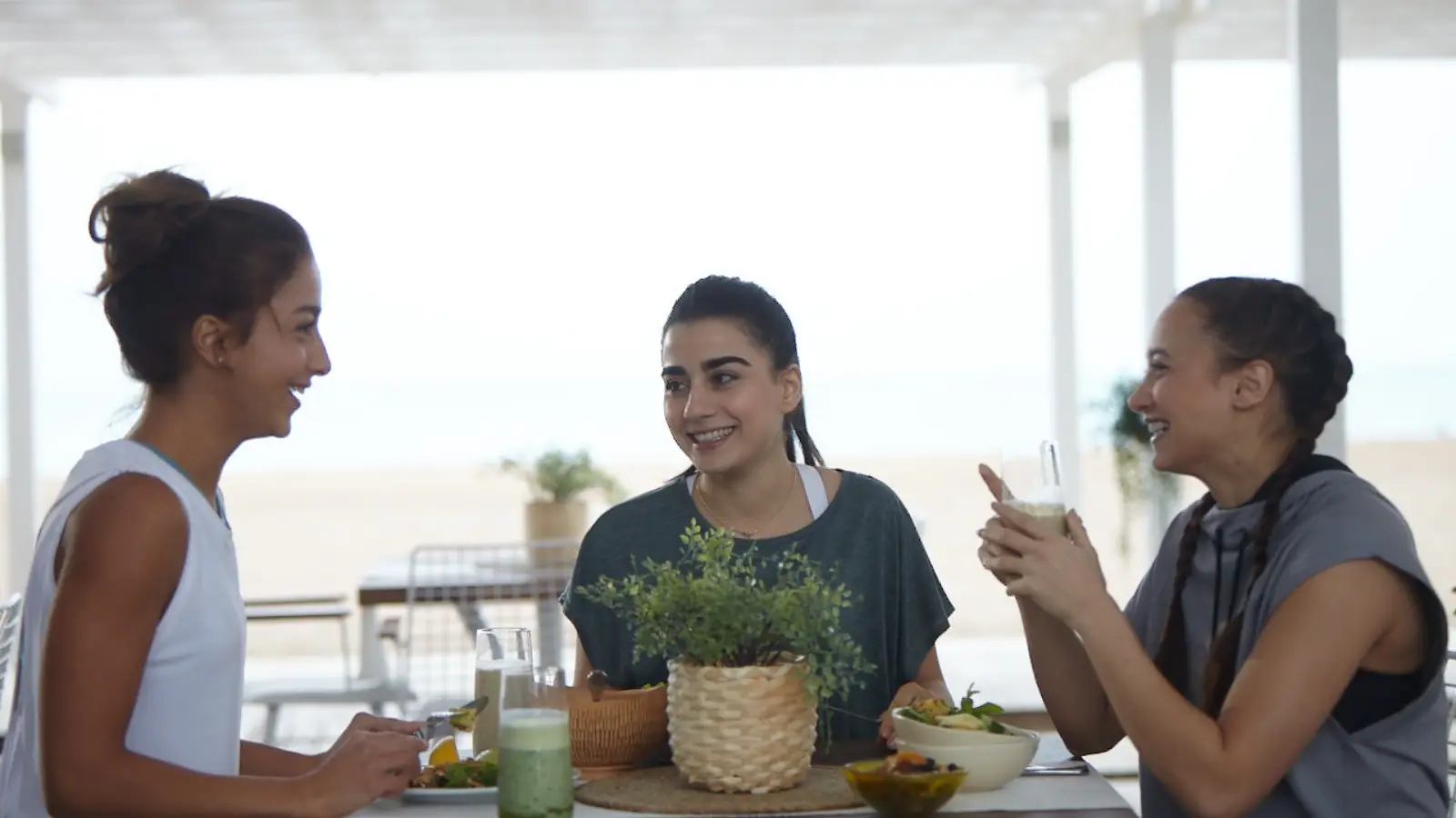 Girls eating in a restaurant.