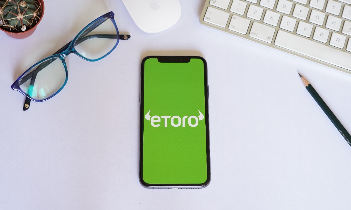 Twitter Partners with eToro to Let Users Buy Stocks and Crypto