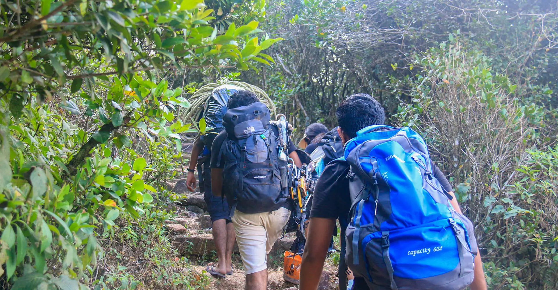 Two Day Hike through the Knuckles Mountain Range | Rapid Adventures