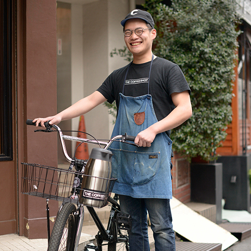 STORE STORY 】 前職は駅員。わずか3坪のコーヒースタンドで出会う味。
