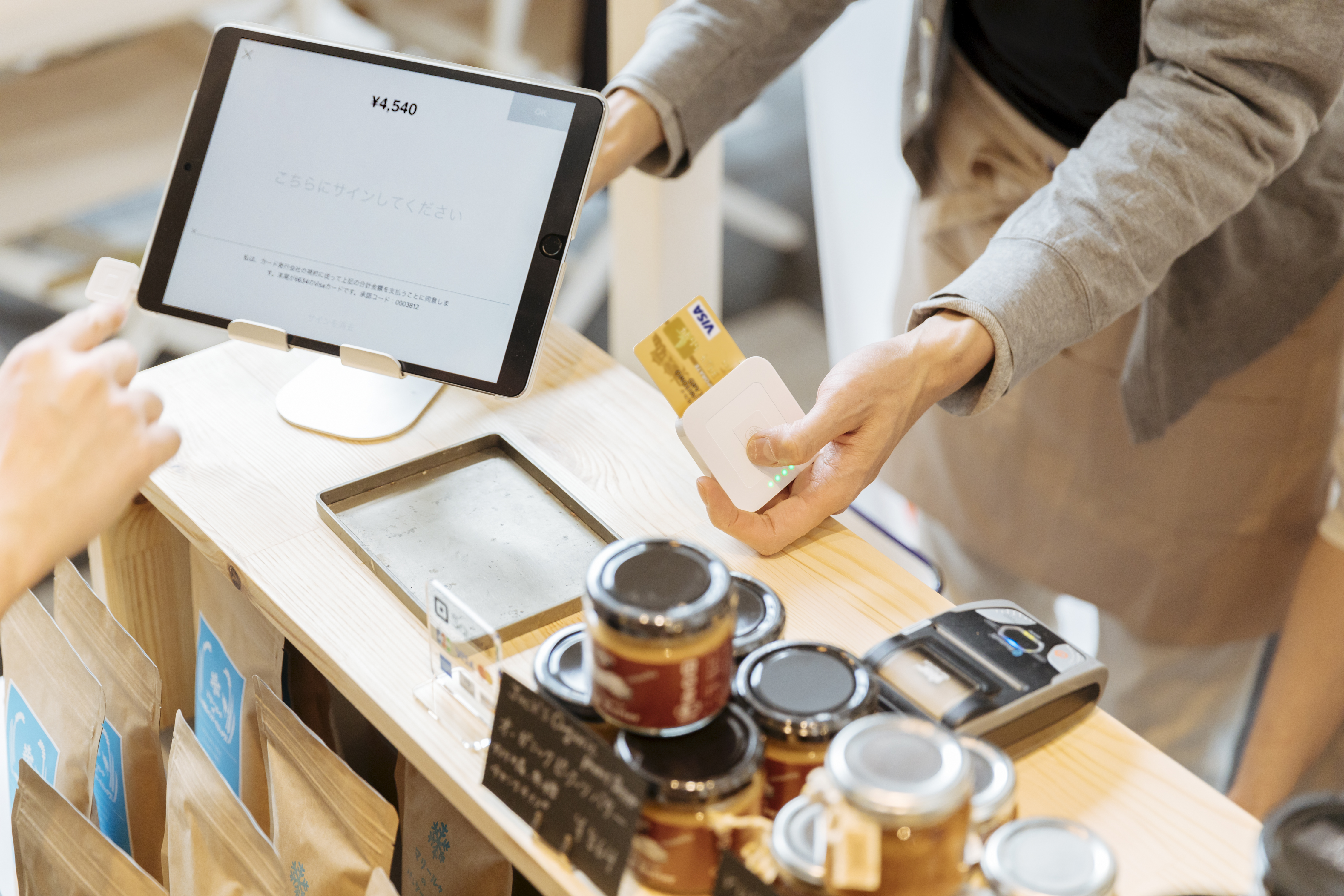 小売店にはSquare。セットで揃えたいレジの周辺アイテム