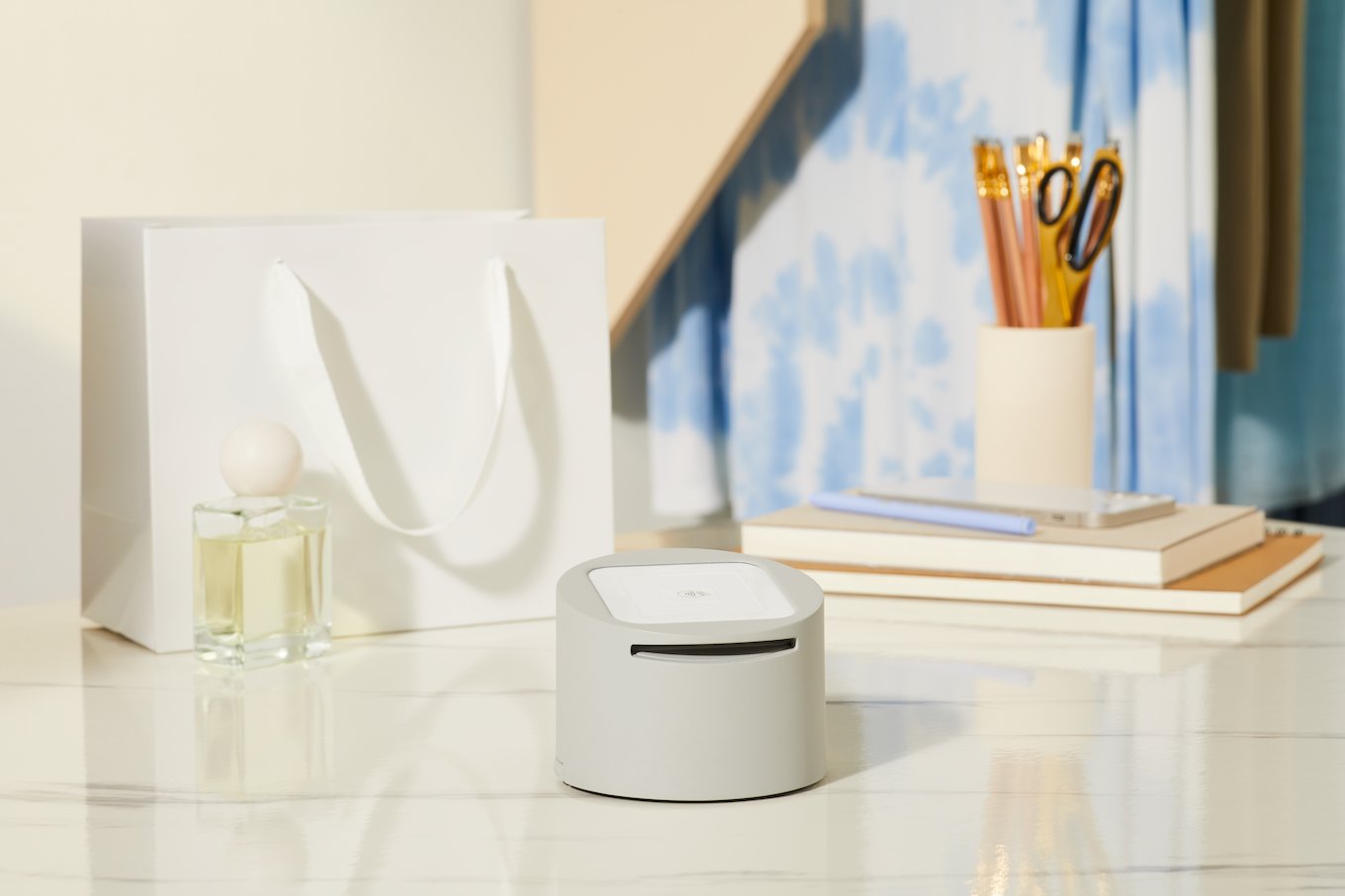 飲食店にはSquare。セットで揃えたいレジの周辺アイテム