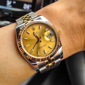 Step into the spotlight with the Rolex Datejust 31—an exquisite blend of luxury, artistry & timeless elegance designed to be admired.