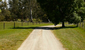 Squitchy Lane Vineyards Cellar Door 2