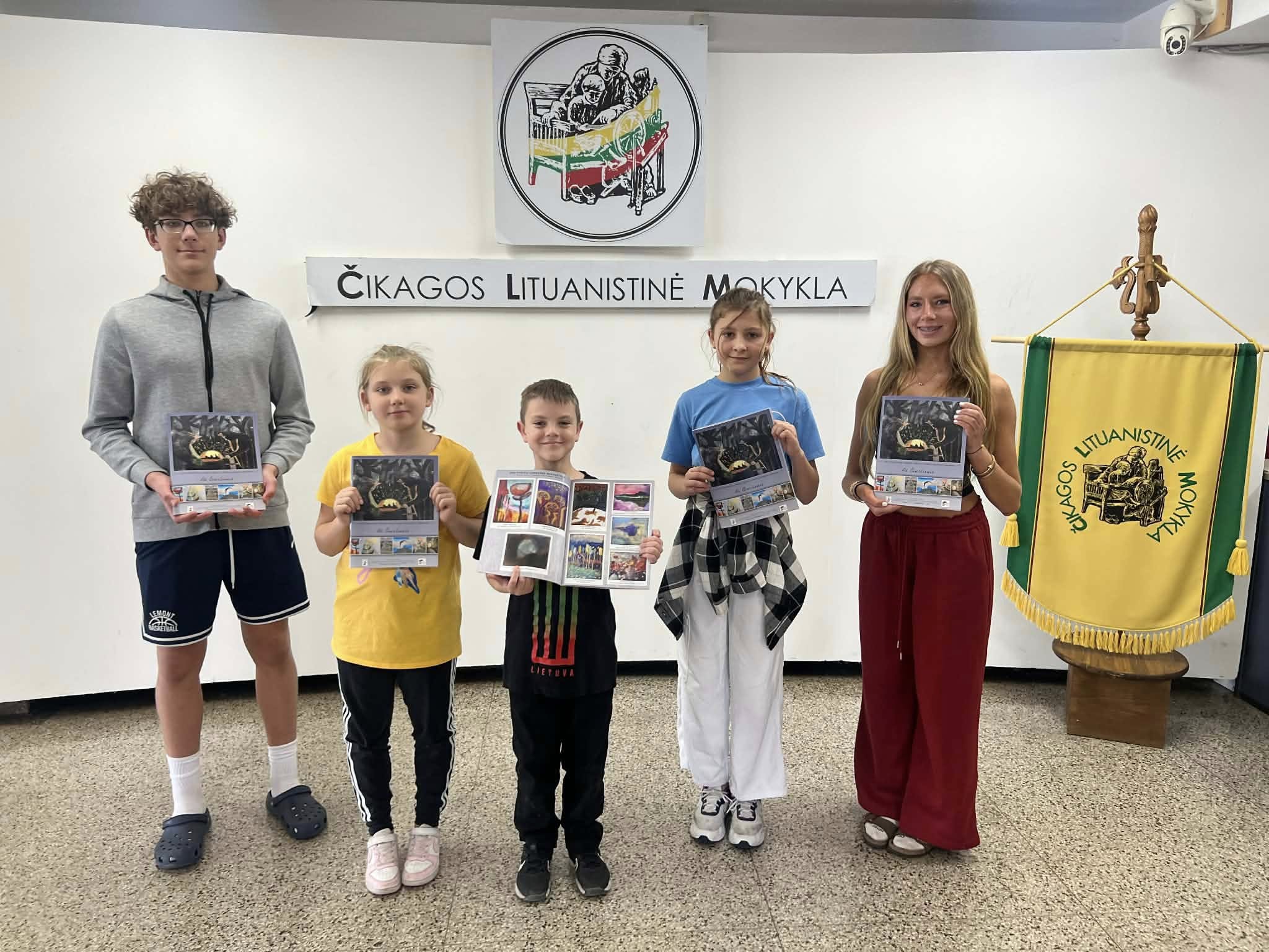 Paremk Čikagos  lituanistinę mokyklą