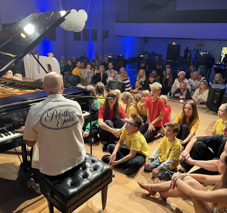 Paremk Čikagos  lituanistinę mokyklą