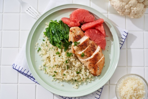 Cauliflower rice protein bowl