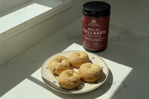 Sesame protein bagel