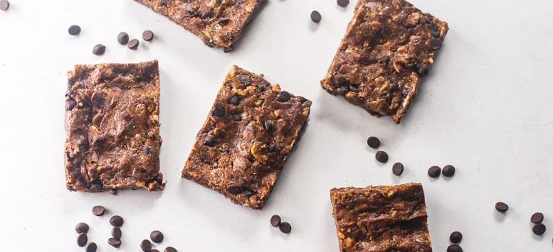 Homemade chocolate protein bar recipe