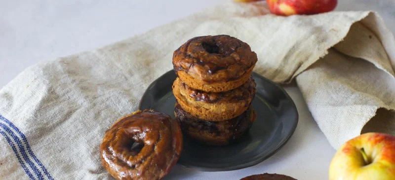 Apple cider donuts