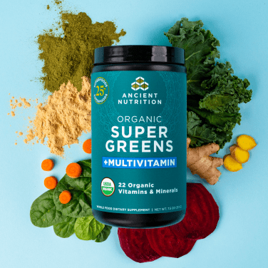 supergreens + multivitamin with kale, spinach, ginger and beets