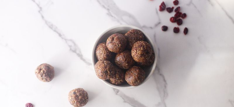 Cranberry almond energy bites