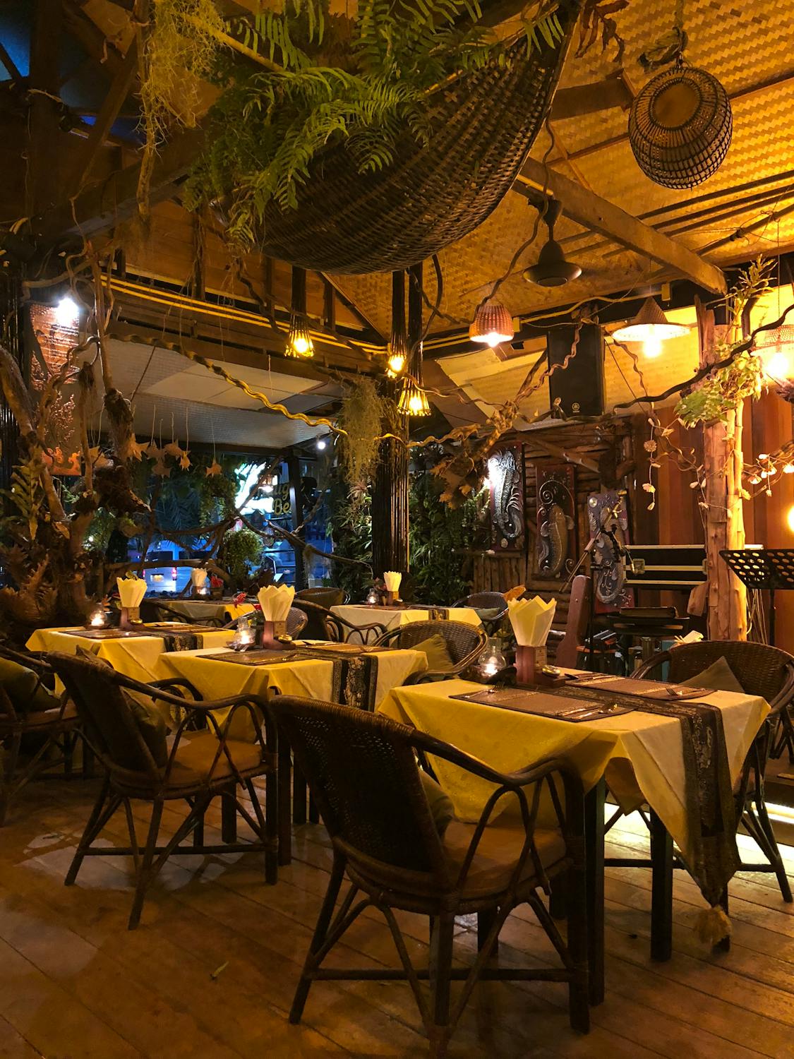 Restaurant Merchant Cash Advance: Fast Funding for Food Service Businesses