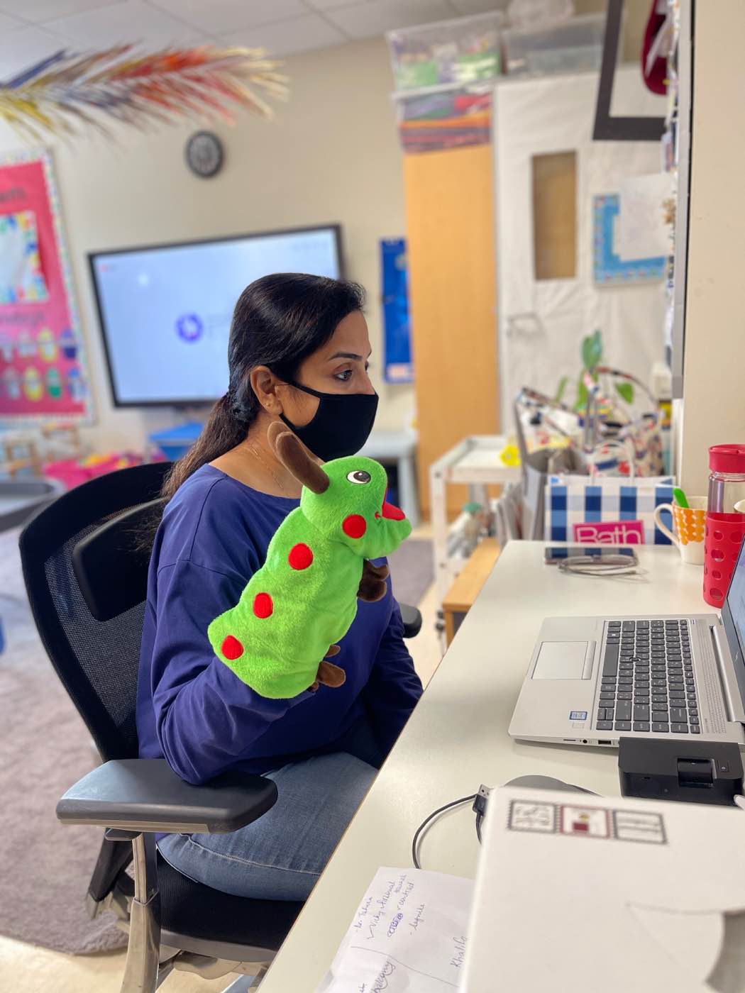 Much like hit TV shows, teachers must build students’ anticipation during online classes, QF educators say - QF - 05