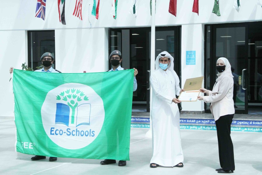 QAD Primary and QLA hoist green flags as they become Eco-Schools - QF - 02