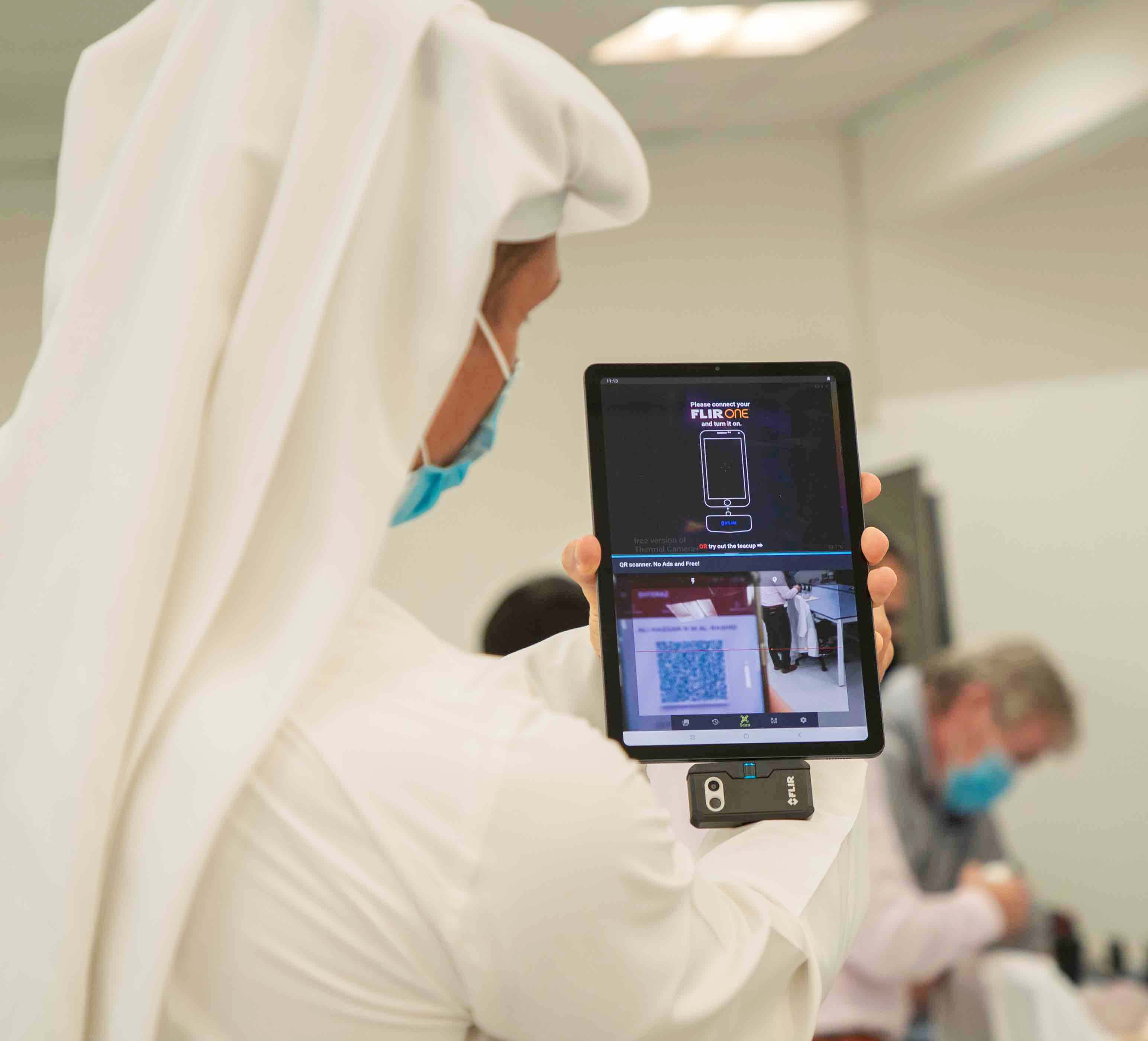 QF Security Guard and Cleaner Robot Article - 06 copy